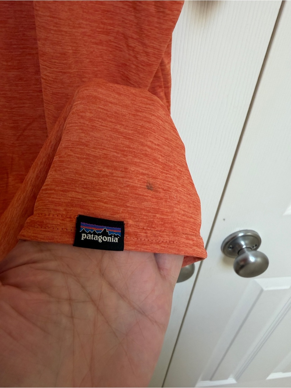 Patagonia Women's Capilene® Cool Daily Graphic Shirt XL - Picture 4 of 4